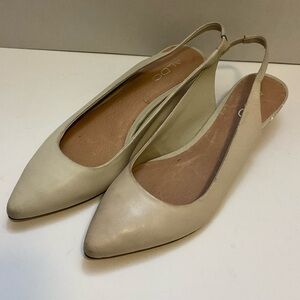 ALDO kitten heel sling back tan pump 39